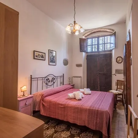Poggio Primo - Bilocale Vermiglio Farm stay Castiglion Fibocchi